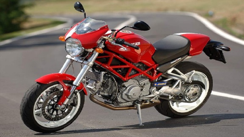Ducati Monster S2R1000 Manual de Reparación